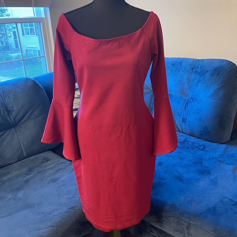 Lulu’s burgundy bell sleeve dress